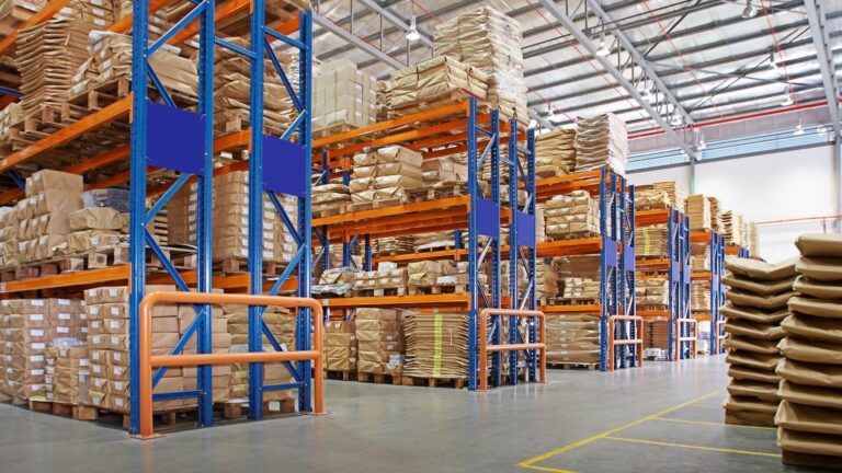 HeadBucks warehouse operations